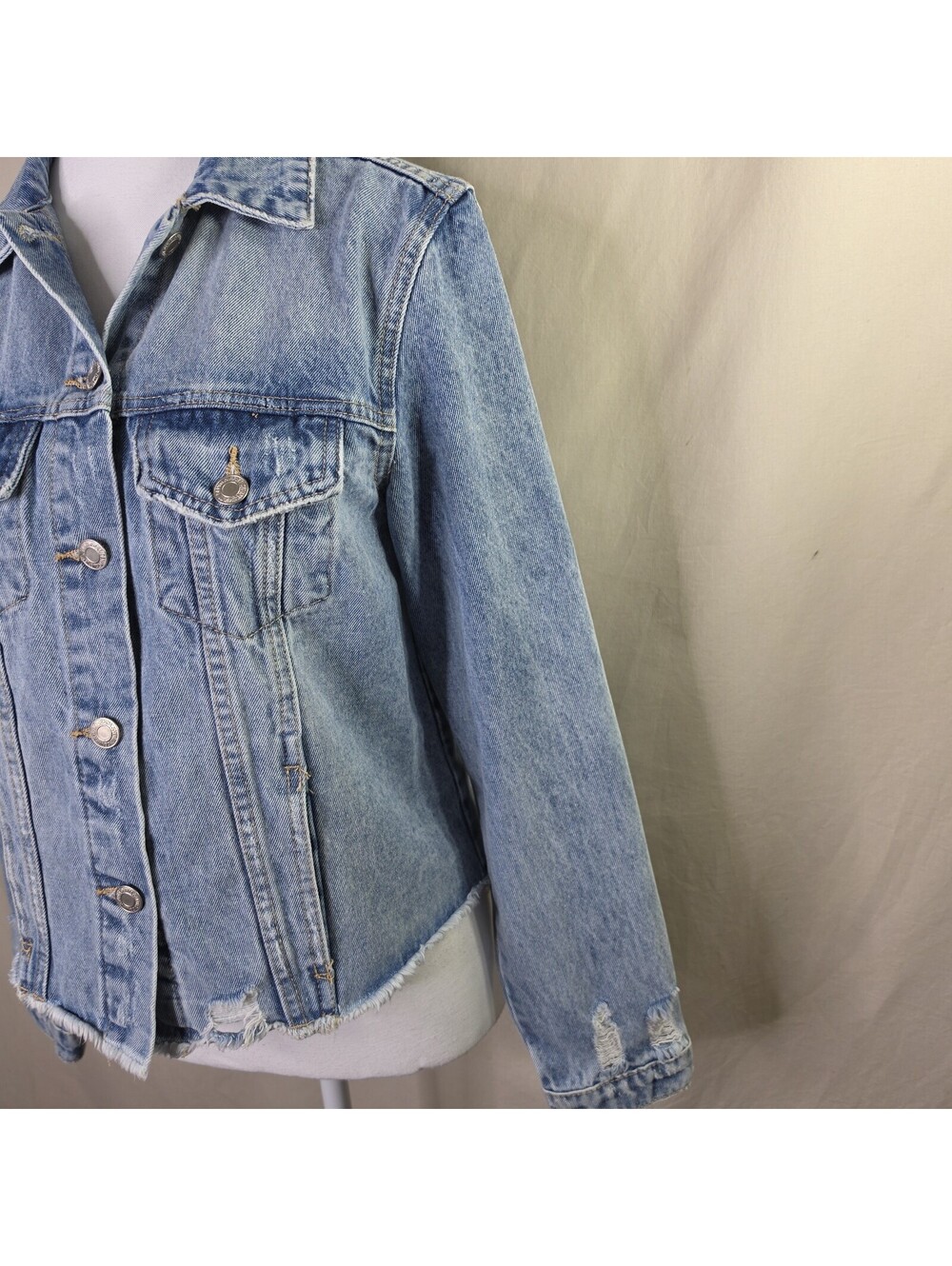 Vervet Distressed Denim Jacket Women's XS Classic Fit Light Wash Ripped - Picture 4 of 9